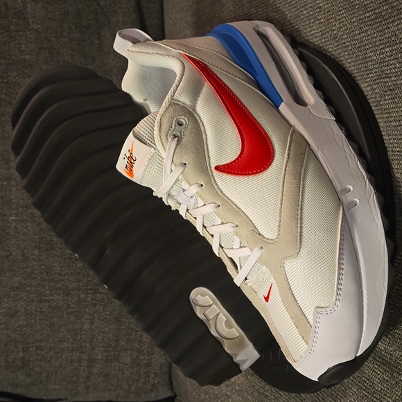 Nike Air Max Dawn - Picture 4 of 7